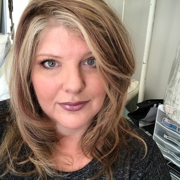 Meet your Posher, Lisa - Picture 6 of 8